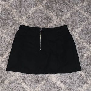 Black mini skirt from H&M